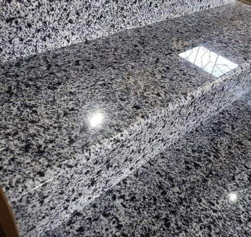 Set Trapta+Contra Granit New Halayeb lustruit 133x33/133x16x2cm cu bizot pe Lungime